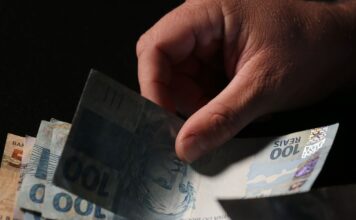 Beneficiários com NIS de final 6 recebem o Bolsa Família