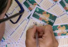 Mega-Sena acumula e prêmio pode chegar a R$ 55 milhões