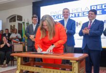 Governo lança pacto para reduzir em 50% o número de mortes no trânsito