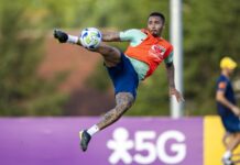 Seleção Brasileira se prepara para enfrentar a Argentina na terça (21)