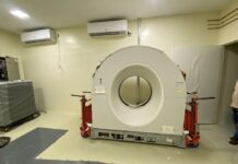 Governo entrega novos aparelhos de raio X e tomógrafo para hospitais do Estado