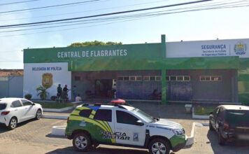 Mulher se entrega à polícia após matar marido a facadas em Parnaíba, litoral do Piauí