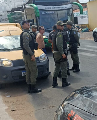 Funcionário dos Correios é rendido por homens armados e mercadoria é roubada no Piauí