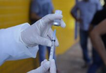 Sesapi reforça que vacinas disponíveis no SUS são eficazes contra variantes da Covid-19