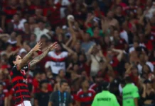 Flamengo segura empate com Fluminense e está na final